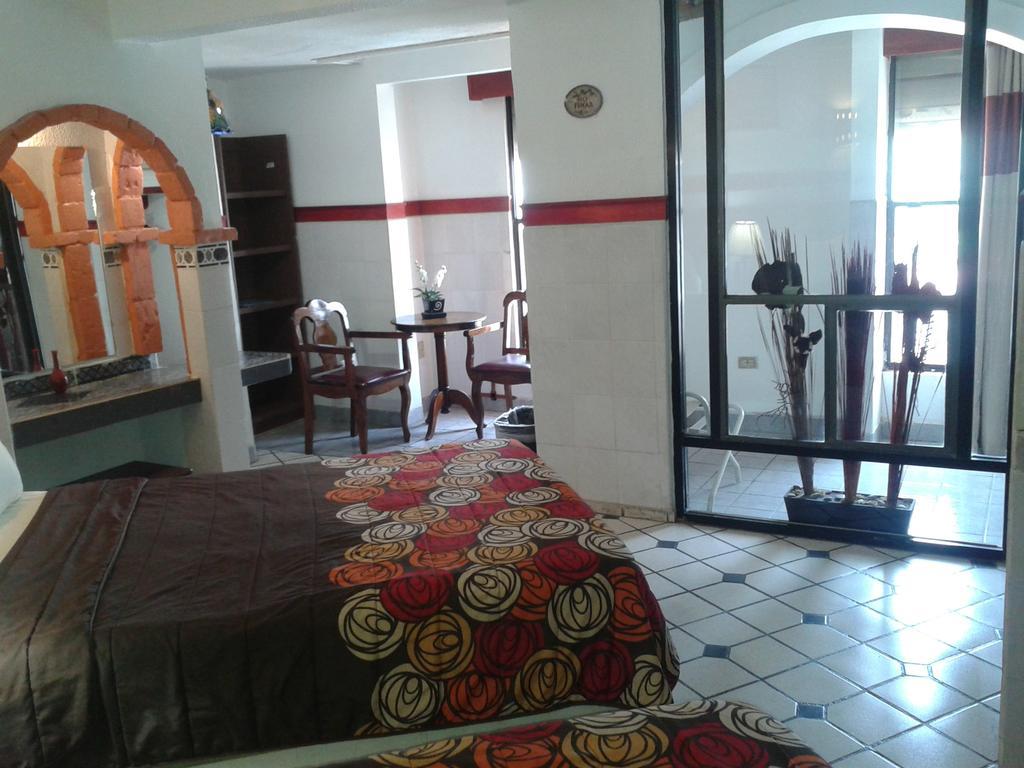 Hotel Terranova Tampico Szoba fotó